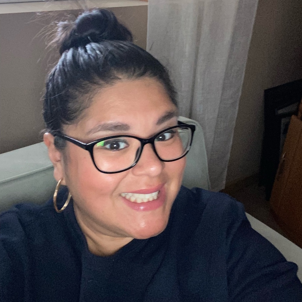 Meet your Posher, Angie